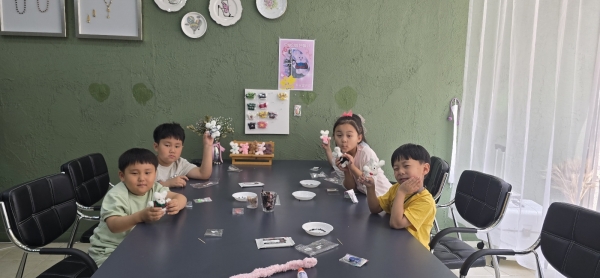 포담 갤러리.jpg