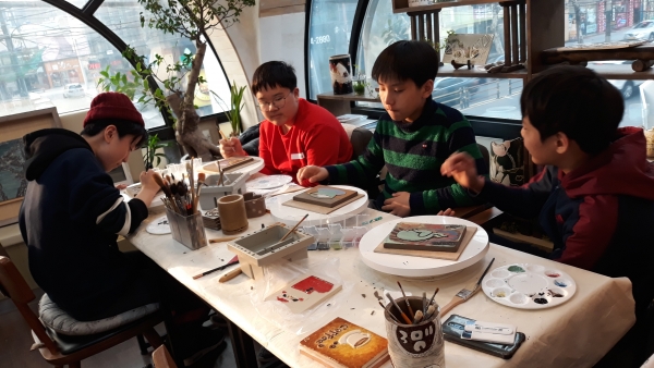 포철중학생 체험학습.jpg